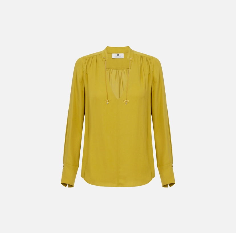 Camicia in georgette con charms e logo