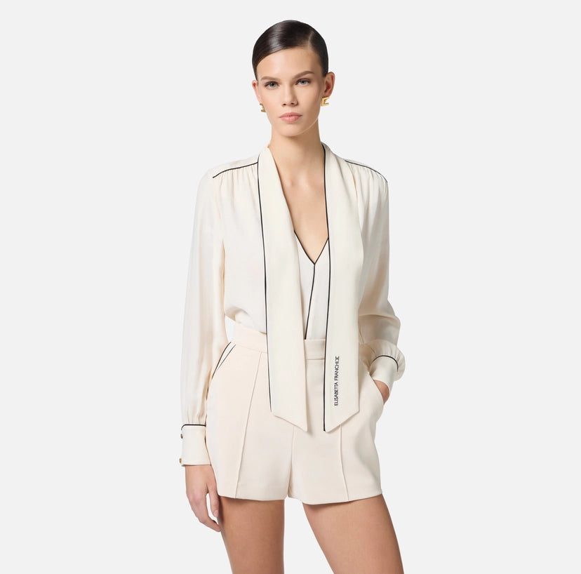 Camicia in georgette con sciarpa e piping