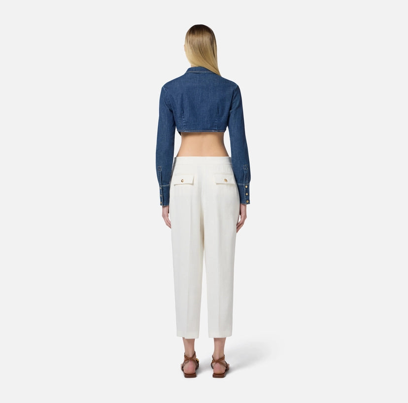 Camicia cropped in denim con dettagli logo