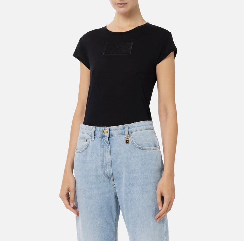 T-shirt in jersey con ricamo