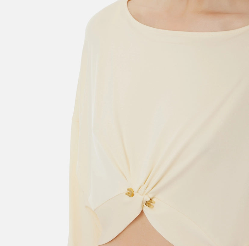 Maglia in jersey crêpe con piercing