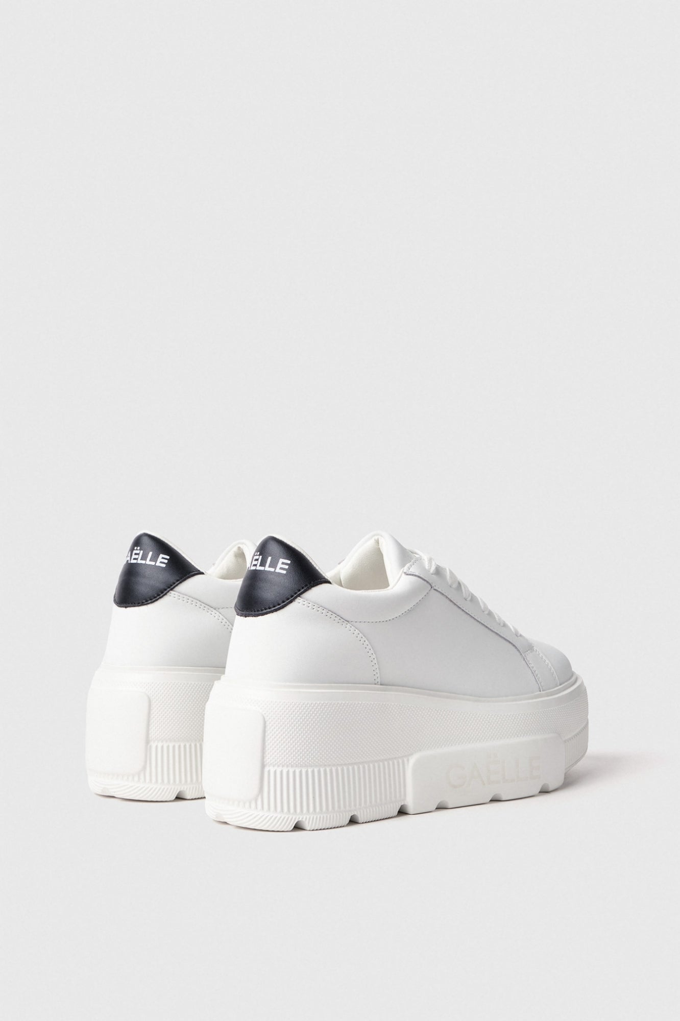 Sneakers addict plateau