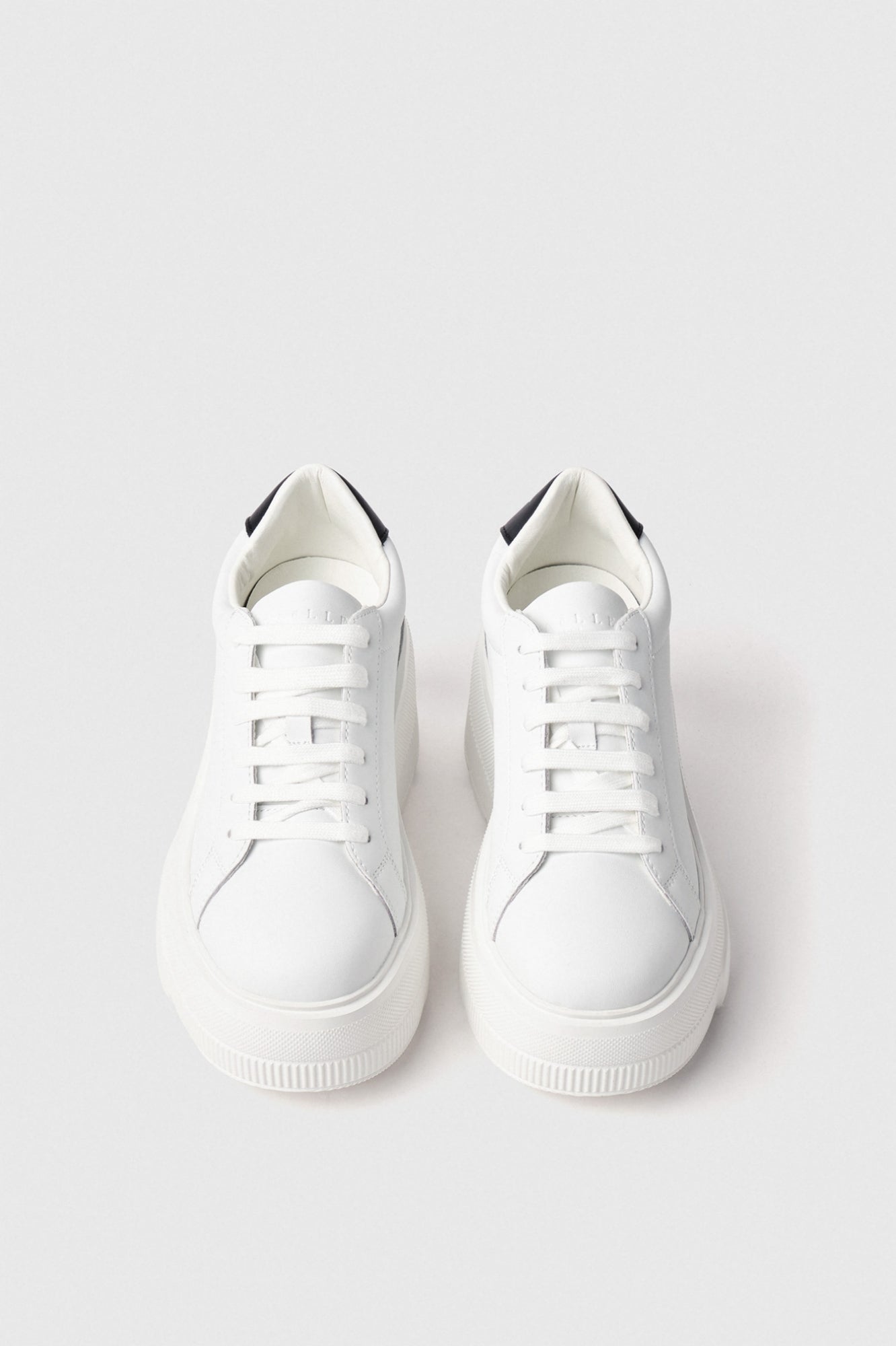 Sneakers addict plateau