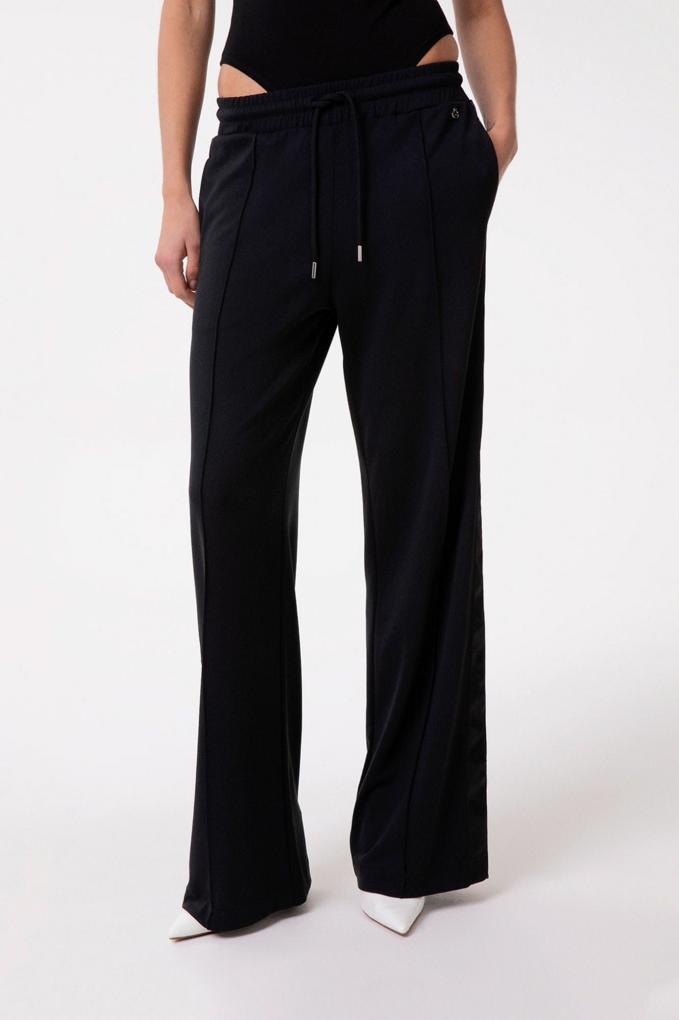 Pantalone dritto con coulisse in vita