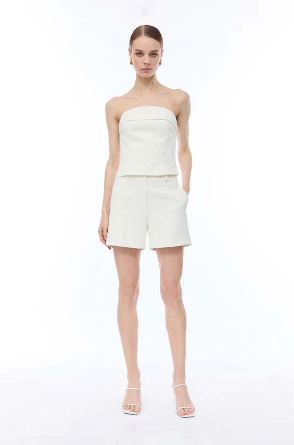Short Esca