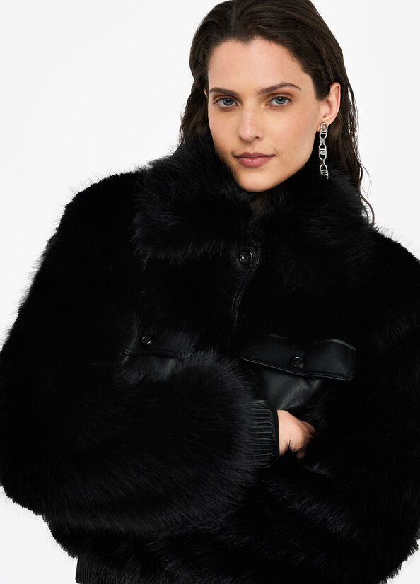 Giubbotto in pelliccia sintetica