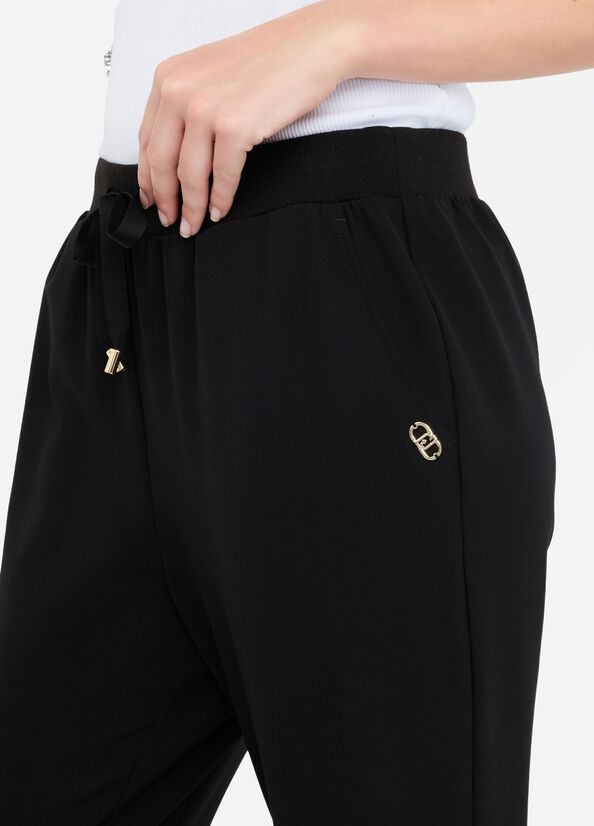 Pantaloni jogging con coulisse