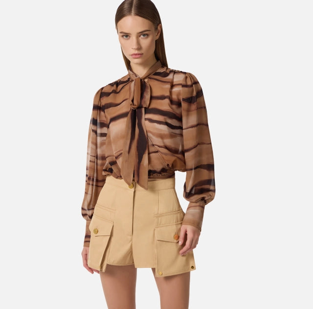 Blusa in chiffon con stampa tigre