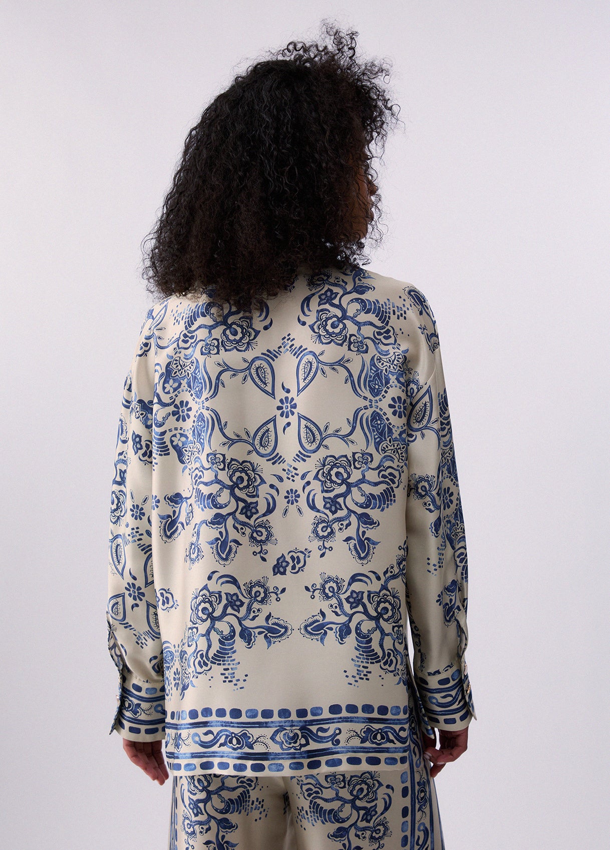 Camicia con stampa foulard