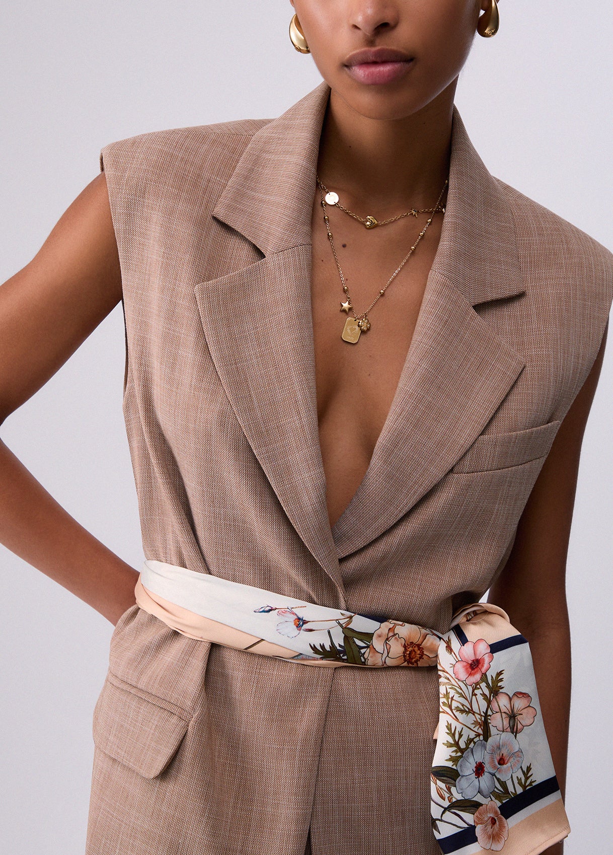 Gilet con foulard
