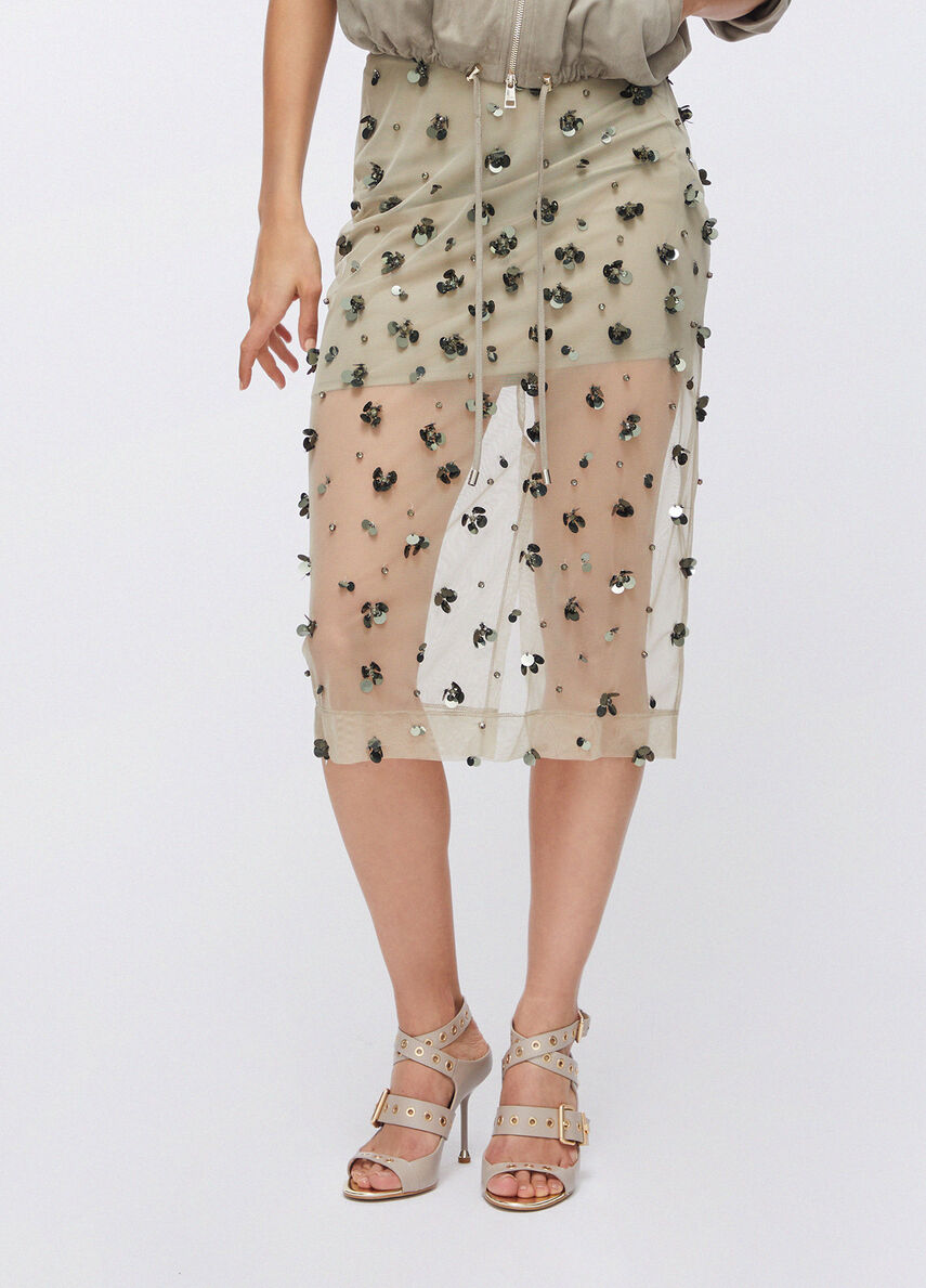 Longuette in tulle con ricami floreali