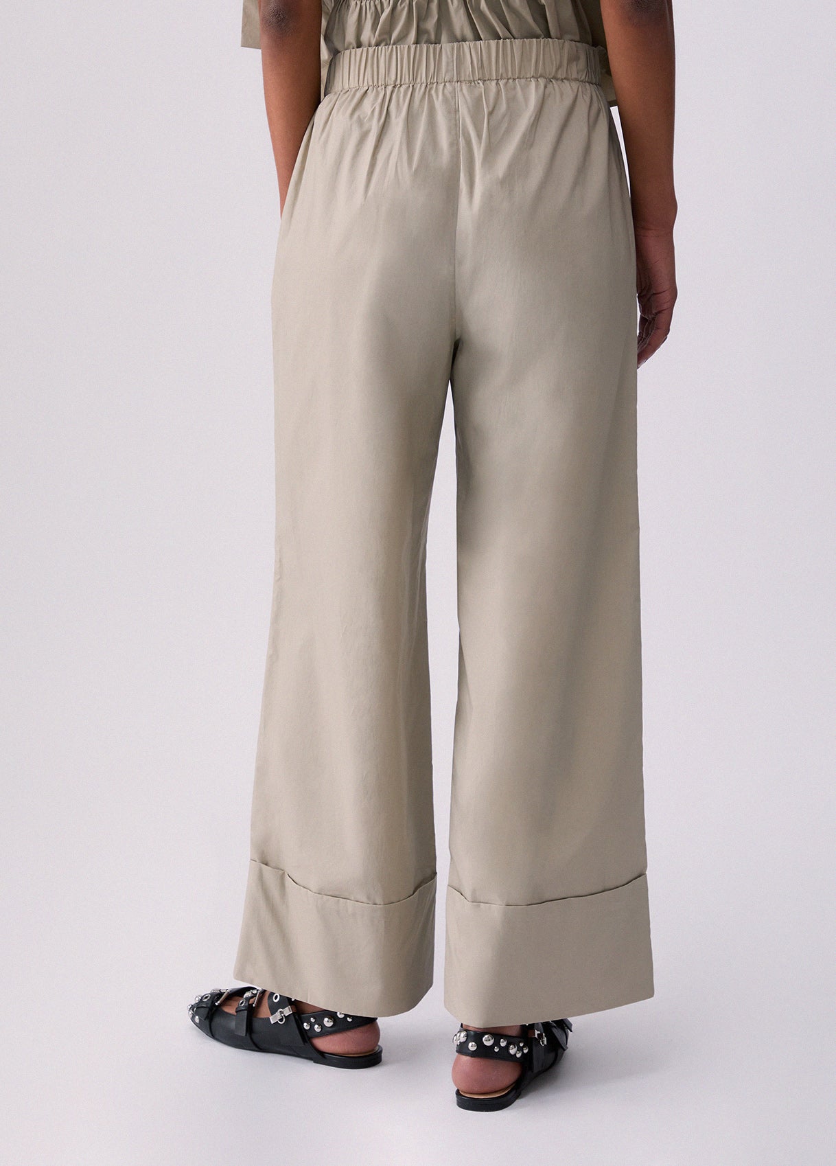 Pantaloni flare in popeline