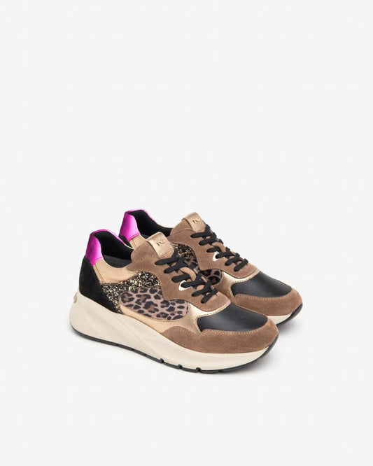 Sneakers In Camoscio