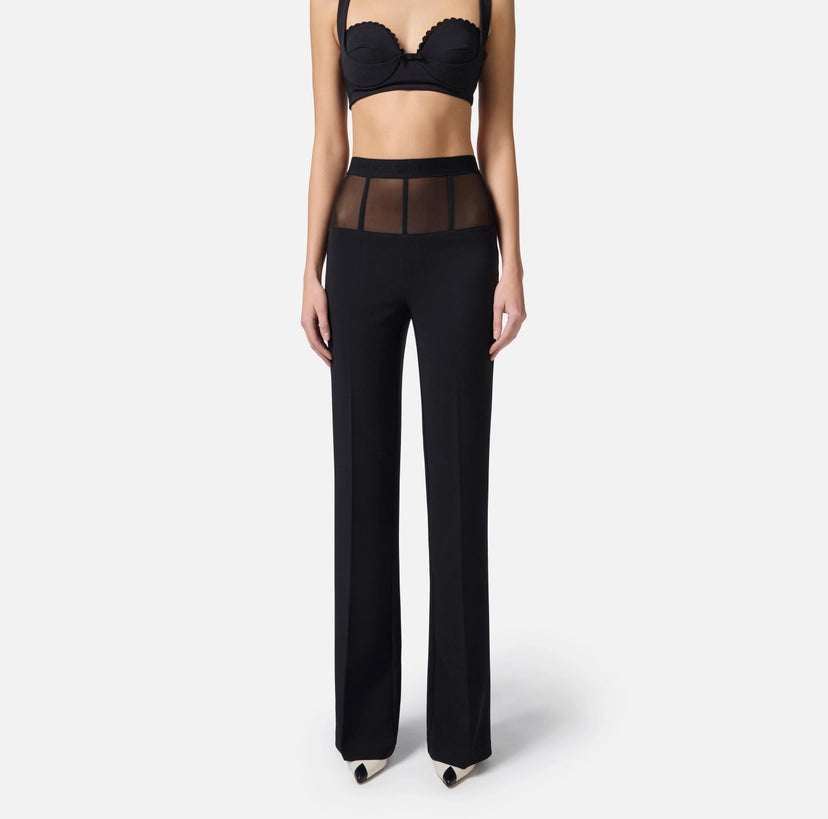 Pantaloni in crêpe con baschina in tulle
