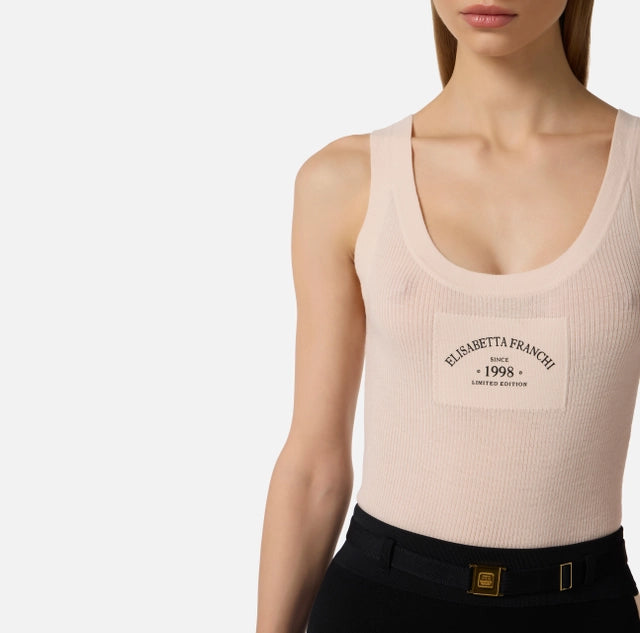 Top in maglia con logo