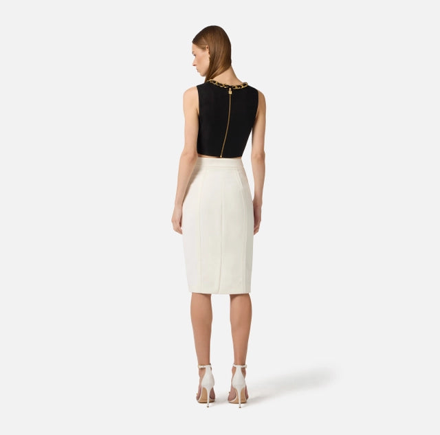 Top in misto lino con catena gioiello