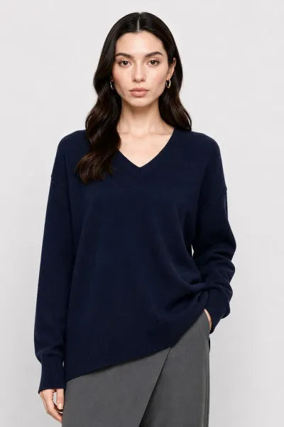 MAGLIA SCOLLO A V