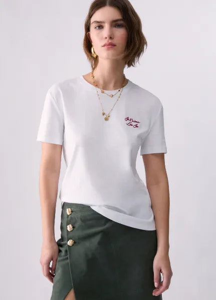 T-SHIRT CON SCRITTA