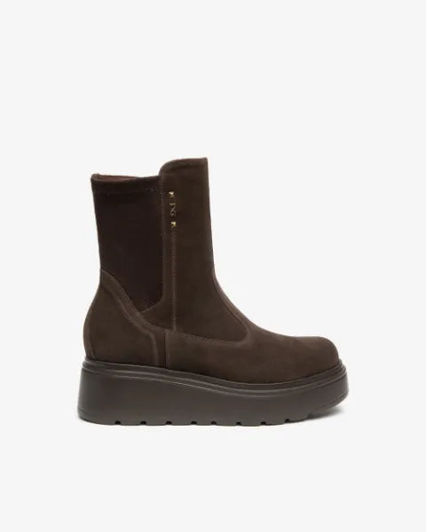 STIVALE IN SUEDE