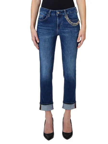 JEANS CON DETTAGLIO